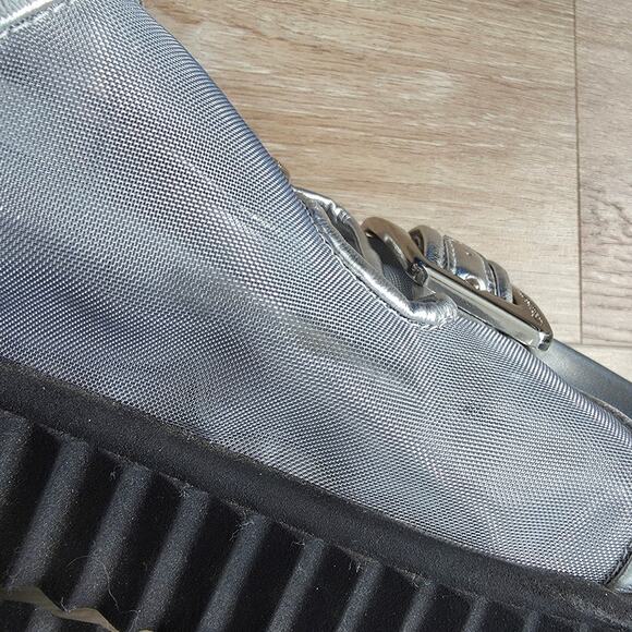 Circus NY by Sam Edelman Silver Black Cris Mesh Sandal sz 9M Summer Buckle - Picture 6 of 9